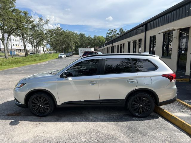 Photo 4 VIN: JA4AZ3A36LZ042803 - MITSUBISHI OUTLANDER 