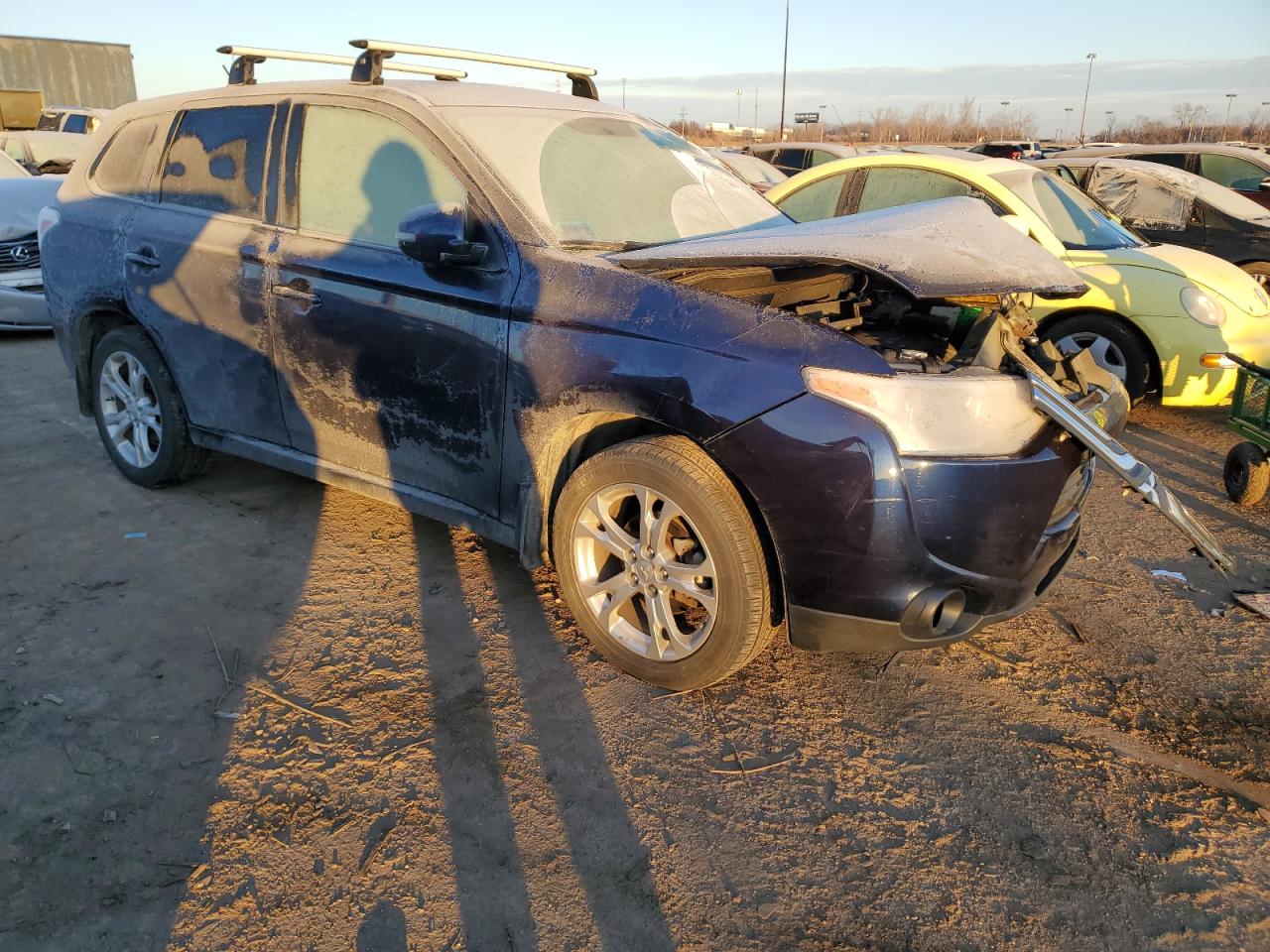 Photo 3 VIN: JA4AZ3A37EZ008730 - MITSUBISHI OUTLANDER 