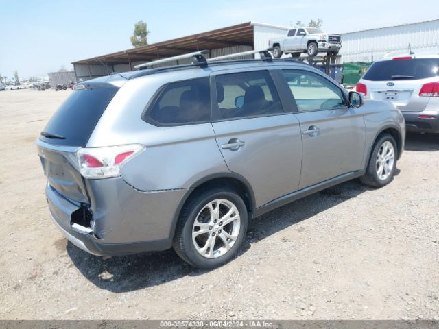 Photo 3 VIN: JA4AZ3A37FZ004646 - MITSUBISHI OUTLANDER 