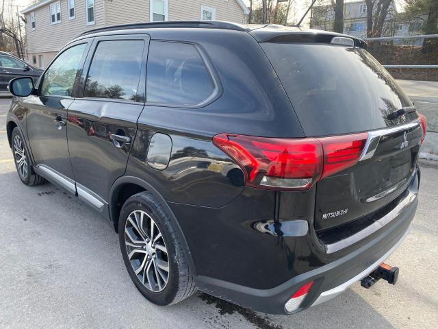 Photo 1 VIN: JA4AZ3A37GZ003983 - MITSUBISHI OUTLANDER 