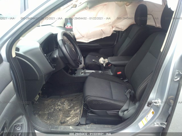 Photo 4 VIN: JA4AZ3A37GZ024879 - MITSUBISHI OUTLANDER 