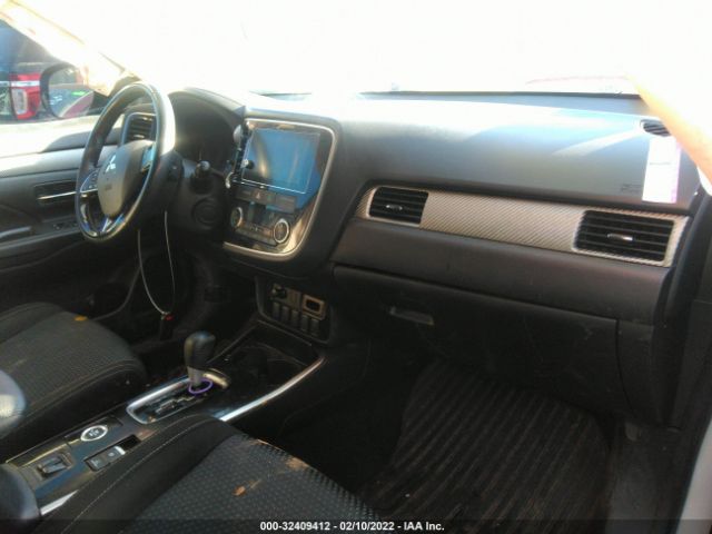 Photo 4 VIN: JA4AZ3A37HZ040422 - MITSUBISHI OUTLANDER 