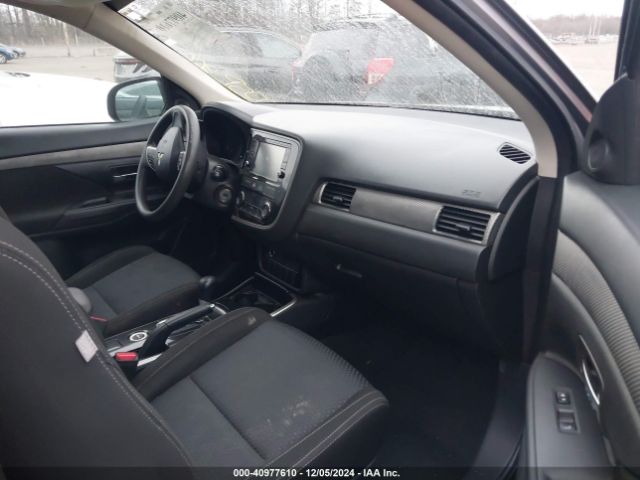 Photo 4 VIN: JA4AZ3A37JJ005089 - MITSUBISHI OUTLANDER 