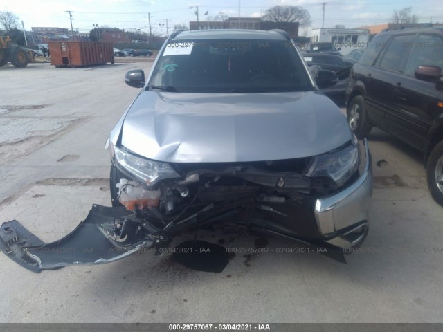 Photo 5 VIN: JA4AZ3A37JZ049501 - MITSUBISHI OUTLANDER 