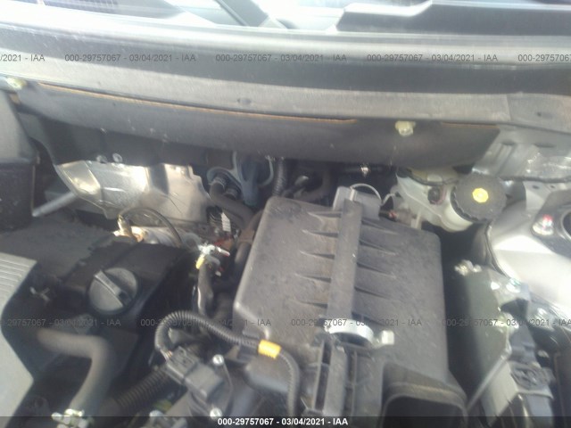 Photo 9 VIN: JA4AZ3A37JZ049501 - MITSUBISHI OUTLANDER 