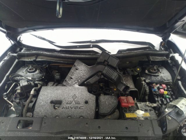 Photo 9 VIN: JA4AZ3A37KZ012952 - MITSUBISHI OUTLANDER 