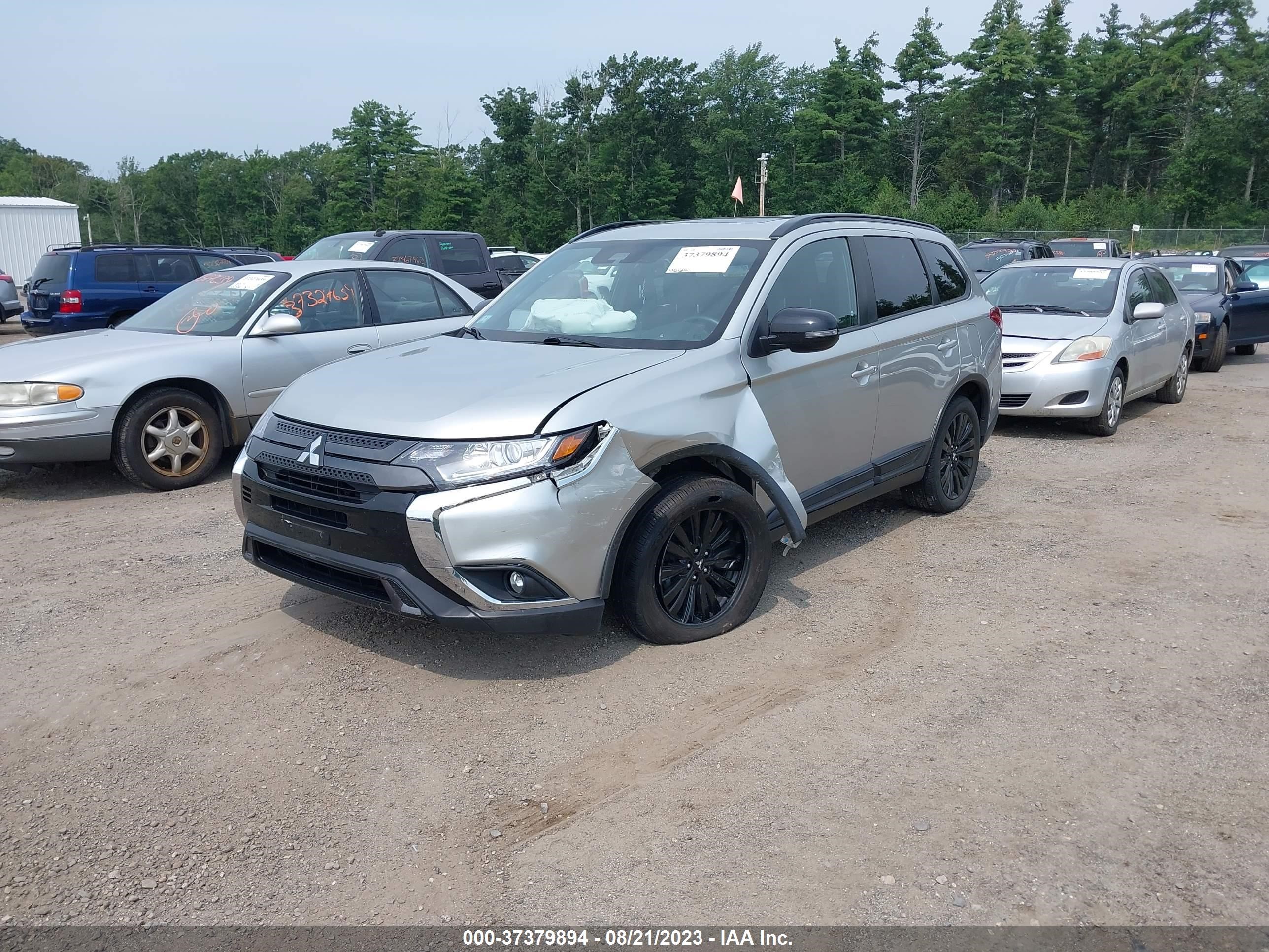 Photo 1 VIN: JA4AZ3A37LZ032085 - MITSUBISHI OUTLANDER 