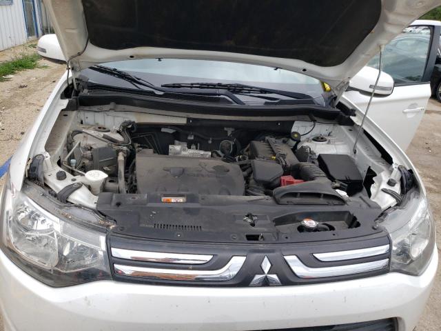 Photo 11 VIN: JA4AZ3A38EZ012592 - MITSUBISHI OUTLANDER 