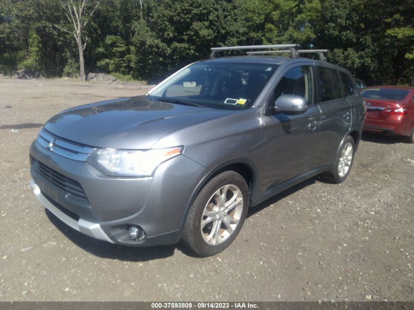 Photo 1 VIN: JA4AZ3A38FZ000444 - MITSUBISHI OUTLANDER 