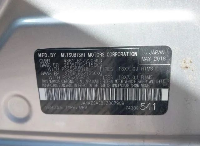 Photo 8 VIN: JA4AZ3A38JZ067909 - MITSUBISHI OUTLANDER 