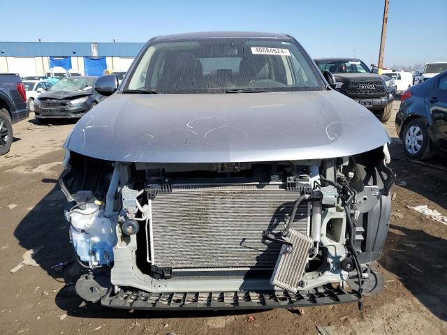 Photo 4 VIN: JA4AZ3A38KZ012815 - MITSUBISHI OUTLANDER 