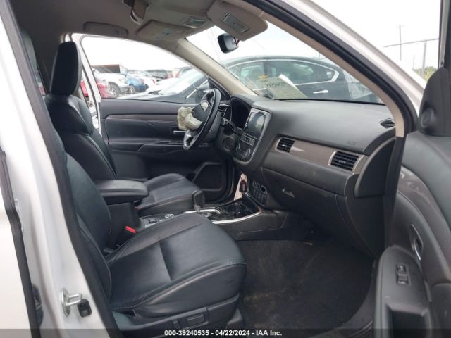 Photo 4 VIN: JA4AZ3A38KZ036225 - MITSUBISHI OUTLANDER 