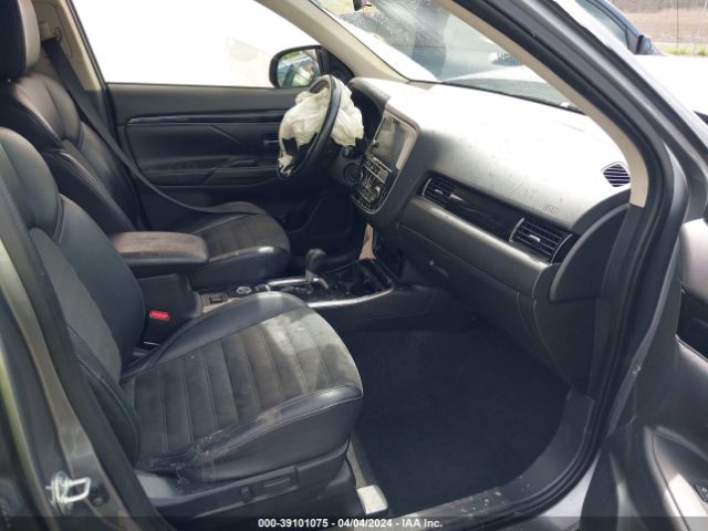 Photo 4 VIN: JA4AZ3A38KZ042008 - MITSUBISHI OUTLANDER 