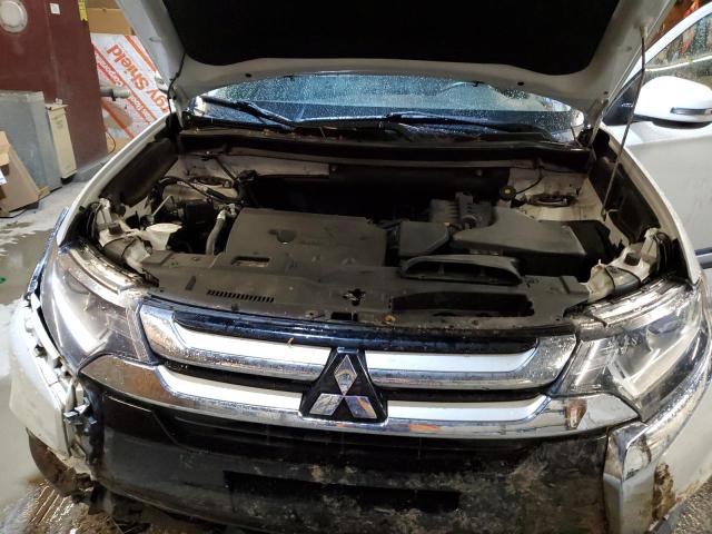 Photo 11 VIN: JA4AZ3A39GZ004066 - MITSUBISHI OUTLANDER 