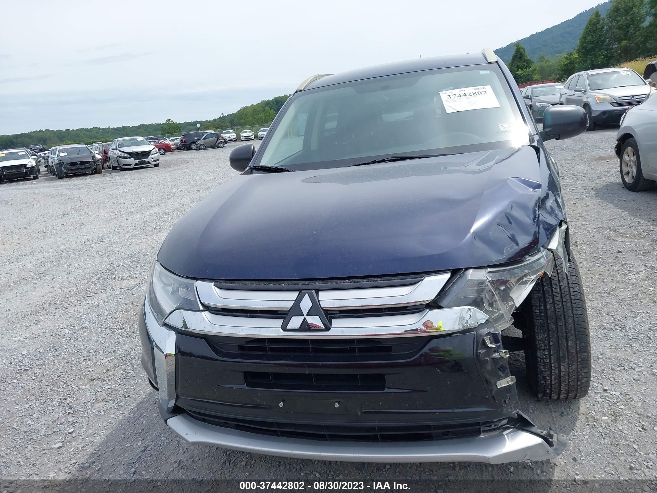 Photo 12 VIN: JA4AZ3A39GZ041375 - MITSUBISHI OUTLANDER 