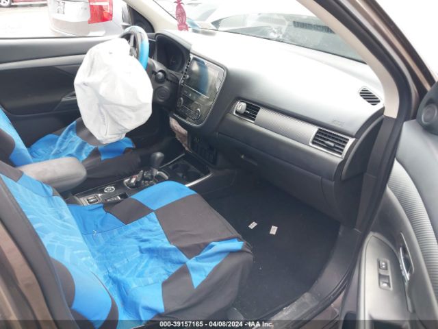 Photo 4 VIN: JA4AZ3A39HZ061563 - MITSUBISHI OUTLANDER 