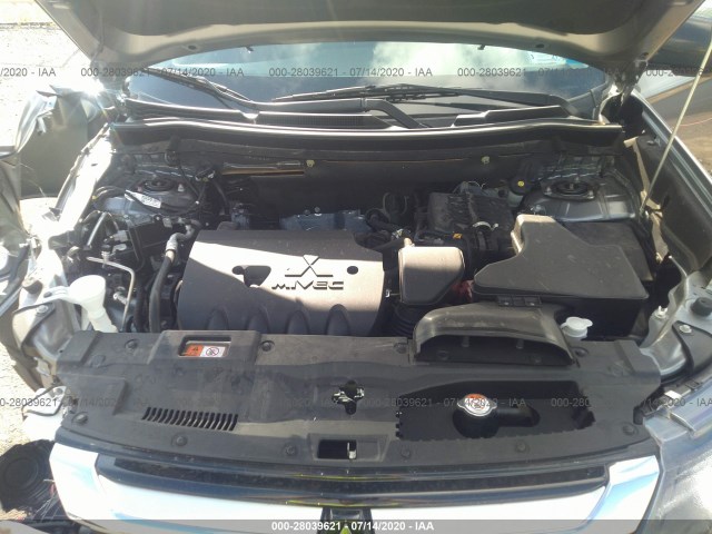 Photo 9 VIN: JA4AZ3A39JZ061343 - MITSUBISHI OUTLANDER 