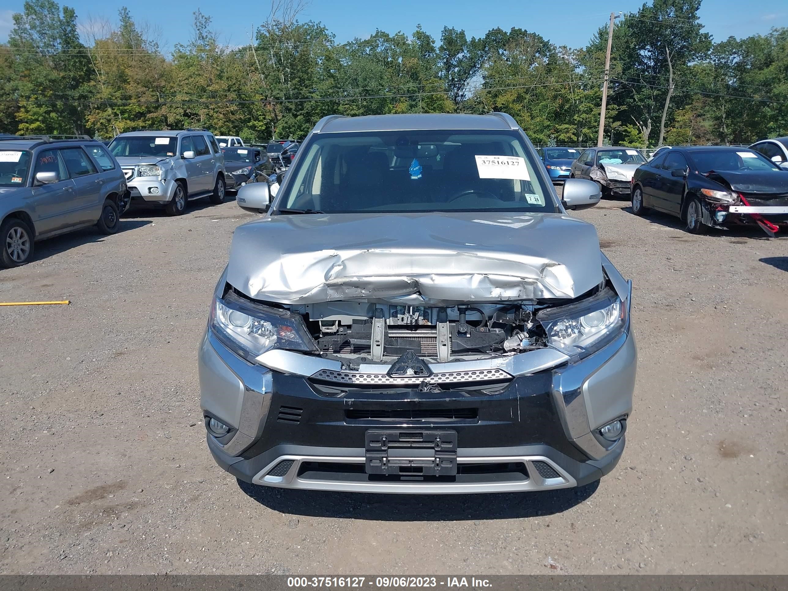 Photo 11 VIN: JA4AZ3A39KJ001062 - MITSUBISHI OUTLANDER 