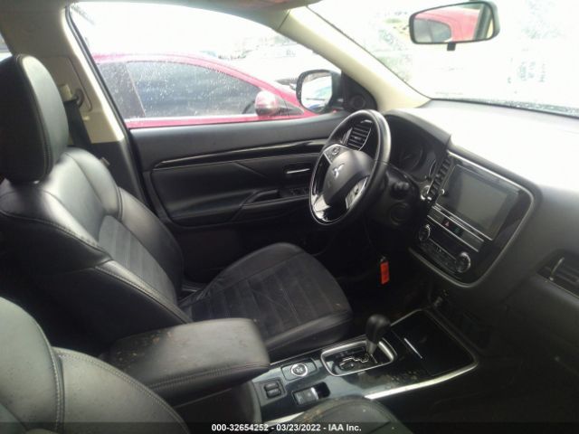 Photo 4 VIN: JA4AZ3A39KZ048934 - MITSUBISHI OUTLANDER 