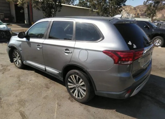 Photo 2 VIN: JA4AZ3A39KZ055558 - MITSUBISHI OUTLANDER 