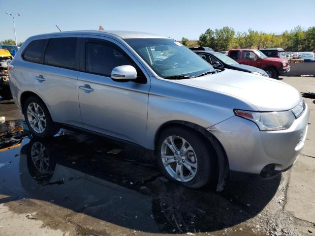 Photo 3 VIN: JA4AZ3A3XEZ013548 - MITSUBISHI OUTLANDER 