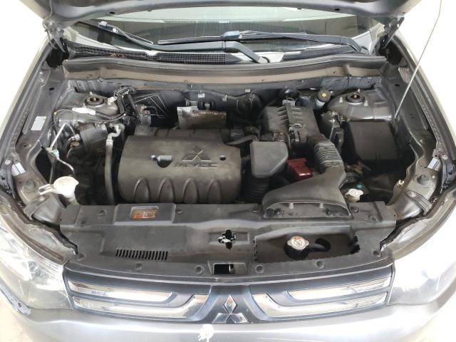 Photo 11 VIN: JA4AZ3A3XEZ014215 - MITSUBISHI OUTLANDER 