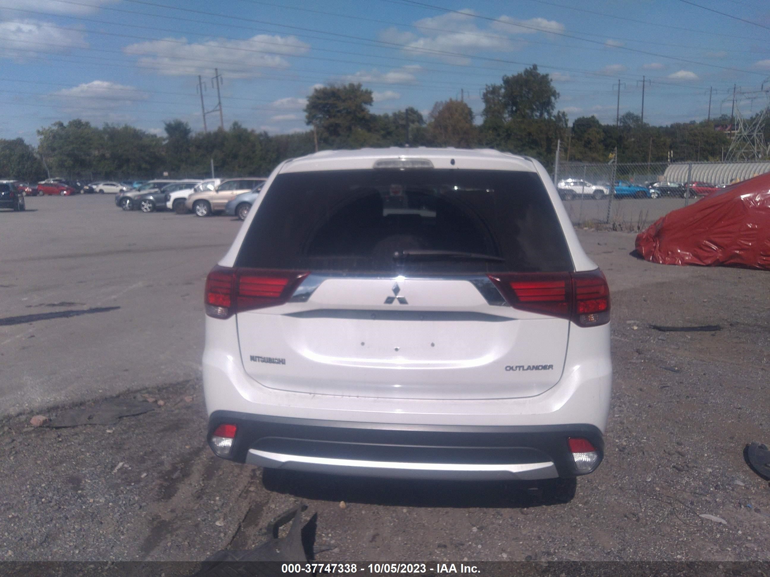 Photo 14 VIN: JA4AZ3A3XGZ025315 - MITSUBISHI OUTLANDER 