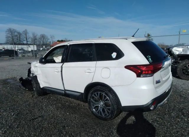 Photo 2 VIN: JA4AZ3A3XGZ026996 - MITSUBISHI OUTLANDER 