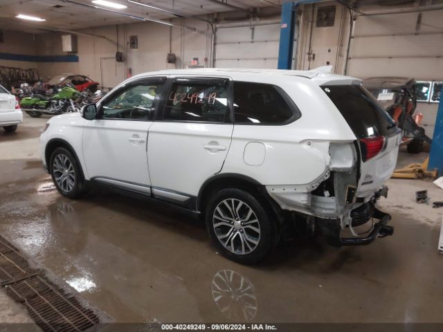 Photo 2 VIN: JA4AZ3A3XHZ031830 - MITSUBISHI OUTLANDER 