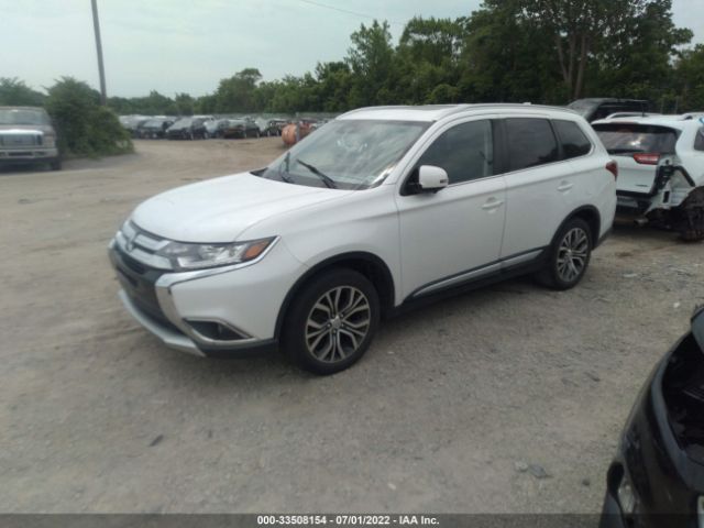 Photo 1 VIN: JA4AZ3A3XHZ050975 - MITSUBISHI OUTLANDER 