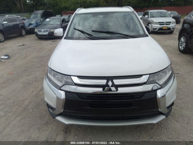 Photo 5 VIN: JA4AZ3A3XHZ050975 - MITSUBISHI OUTLANDER 