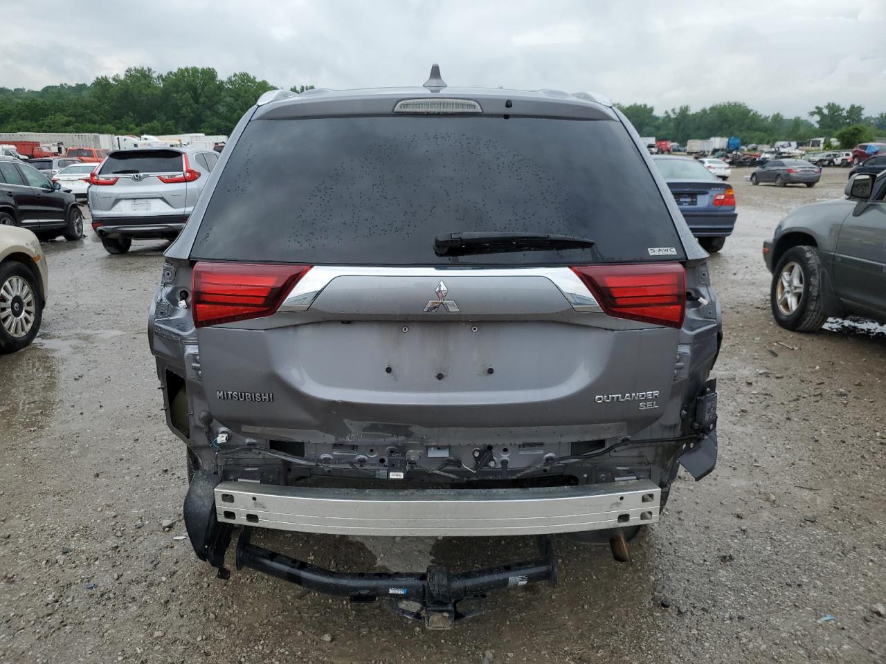 Photo 5 VIN: JA4AZ3A3XKJ000907 - MITSUBISHI OUTLANDER 