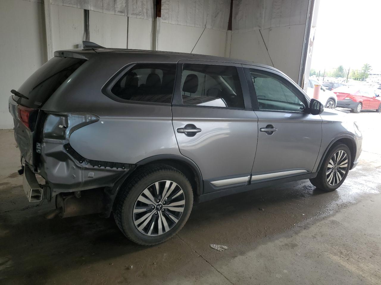 Photo 2 VIN: JA4AZ3A3XKZ042222 - MITSUBISHI OUTLANDER 