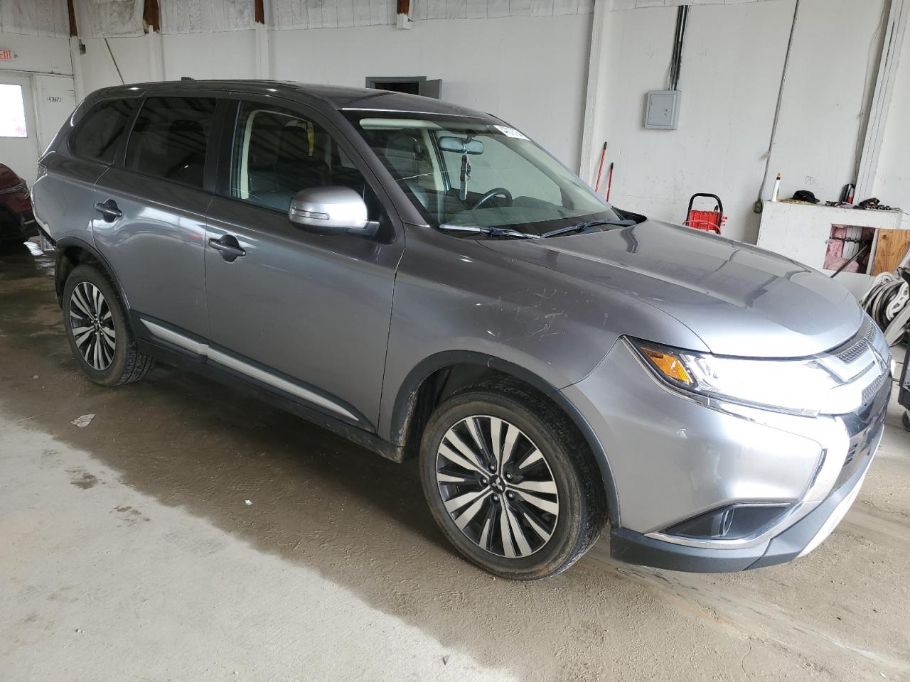 Photo 3 VIN: JA4AZ3A3XKZ042222 - MITSUBISHI OUTLANDER 