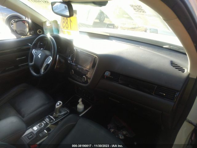 Photo 4 VIN: JA4J24A50JZ071786 - MITSUBISHI OUTLANDER PHEV 