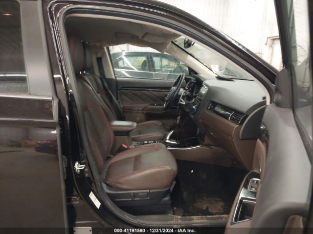 Photo 4 VIN: JA4J24A51JZ051532 - MITSUBISHI OUTLANDER 