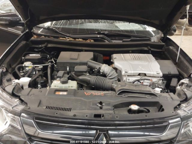 Photo 9 VIN: JA4J24A51JZ051532 - MITSUBISHI OUTLANDER 