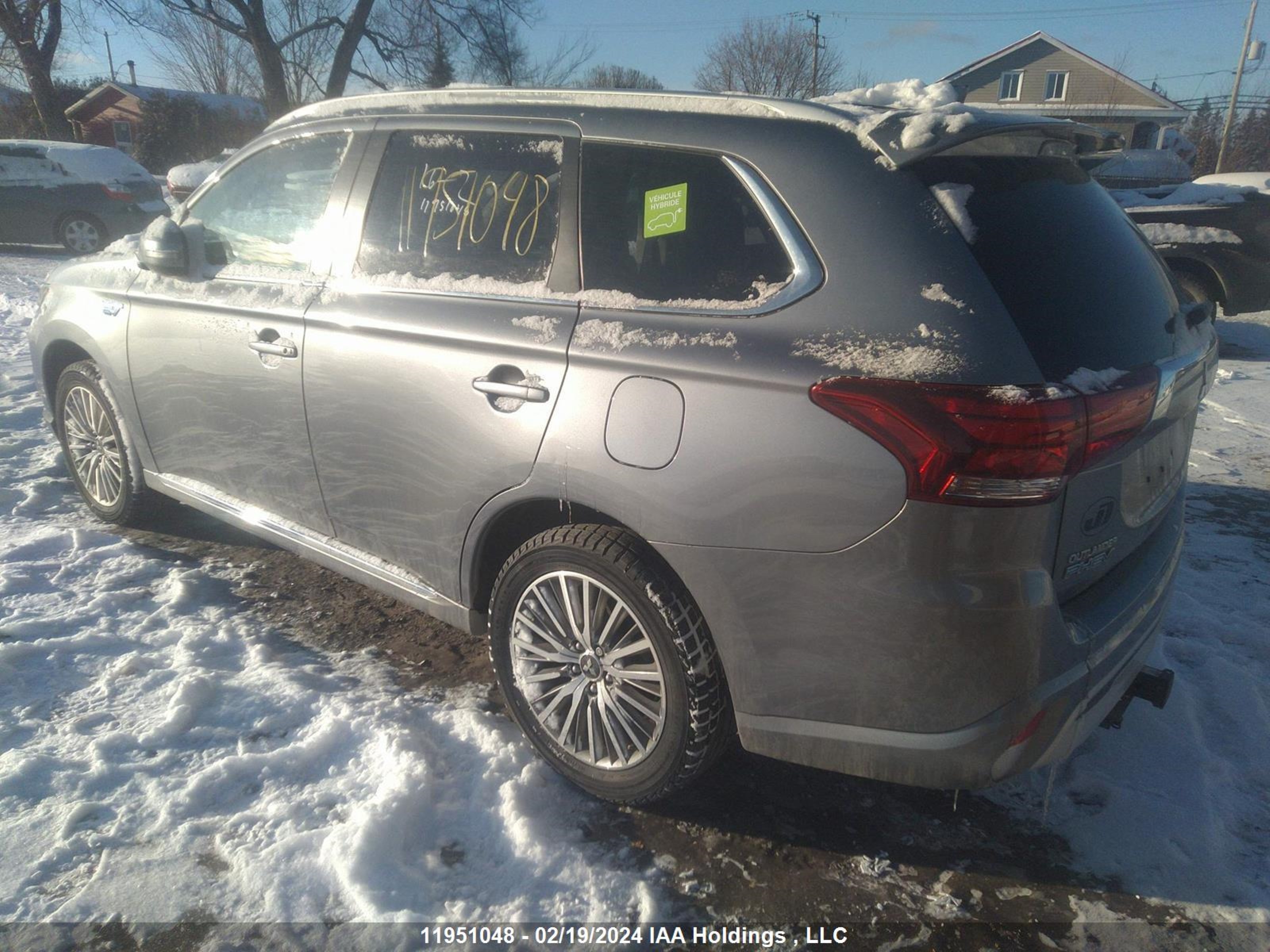 Photo 2 VIN: JA4J24A51LZ610175 - MITSUBISHI OUTLANDER 