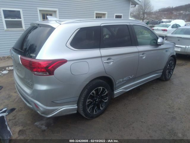 Photo 3 VIN: JA4J24A52JZ069330 - MITSUBISHI OUTLANDER PHEV 