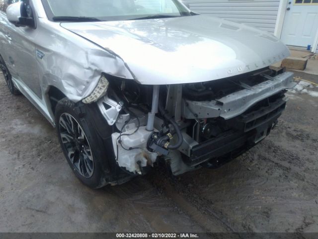 Photo 5 VIN: JA4J24A52JZ069330 - MITSUBISHI OUTLANDER PHEV 