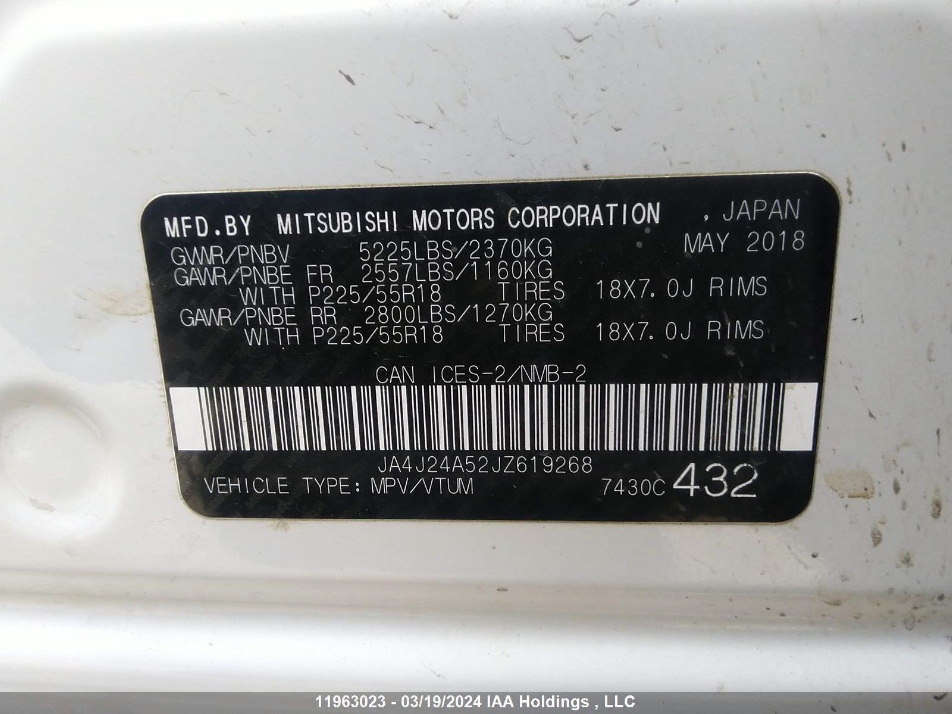 Photo 8 VIN: JA4J24A52JZ619268 - MITSUBISHI OUTLANDER 