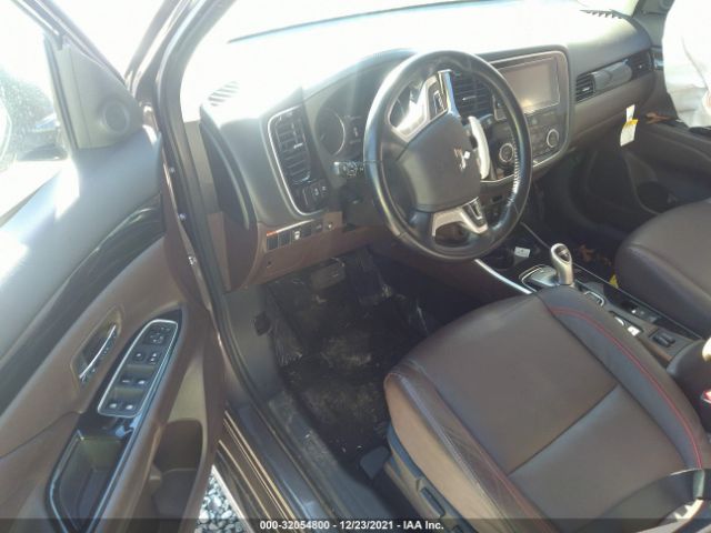 Photo 4 VIN: JA4J24A55JZ042302 - MITSUBISHI OUTLANDER PHEV 