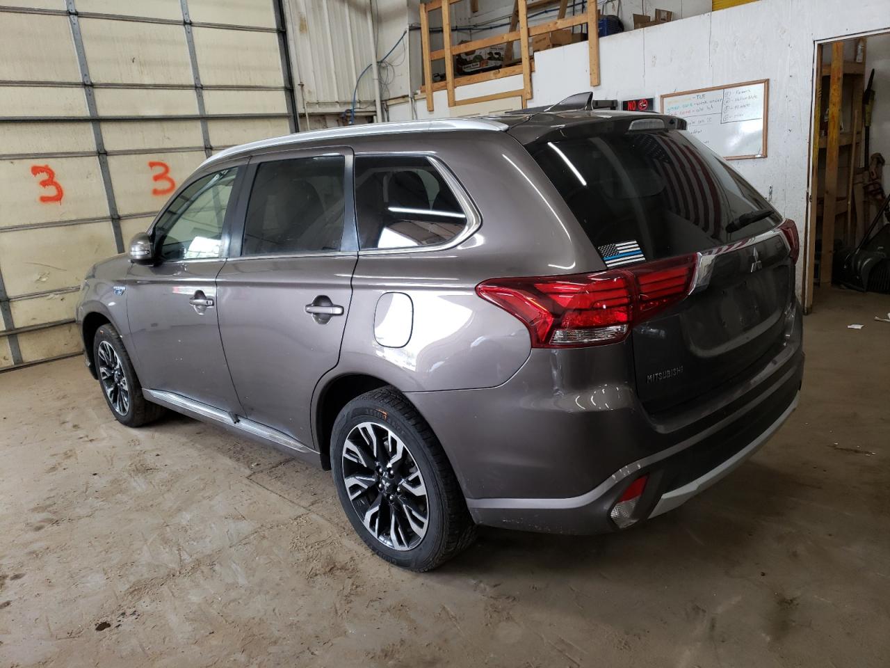 Photo 1 VIN: JA4J24A56JZ060355 - MITSUBISHI OUTLANDER 