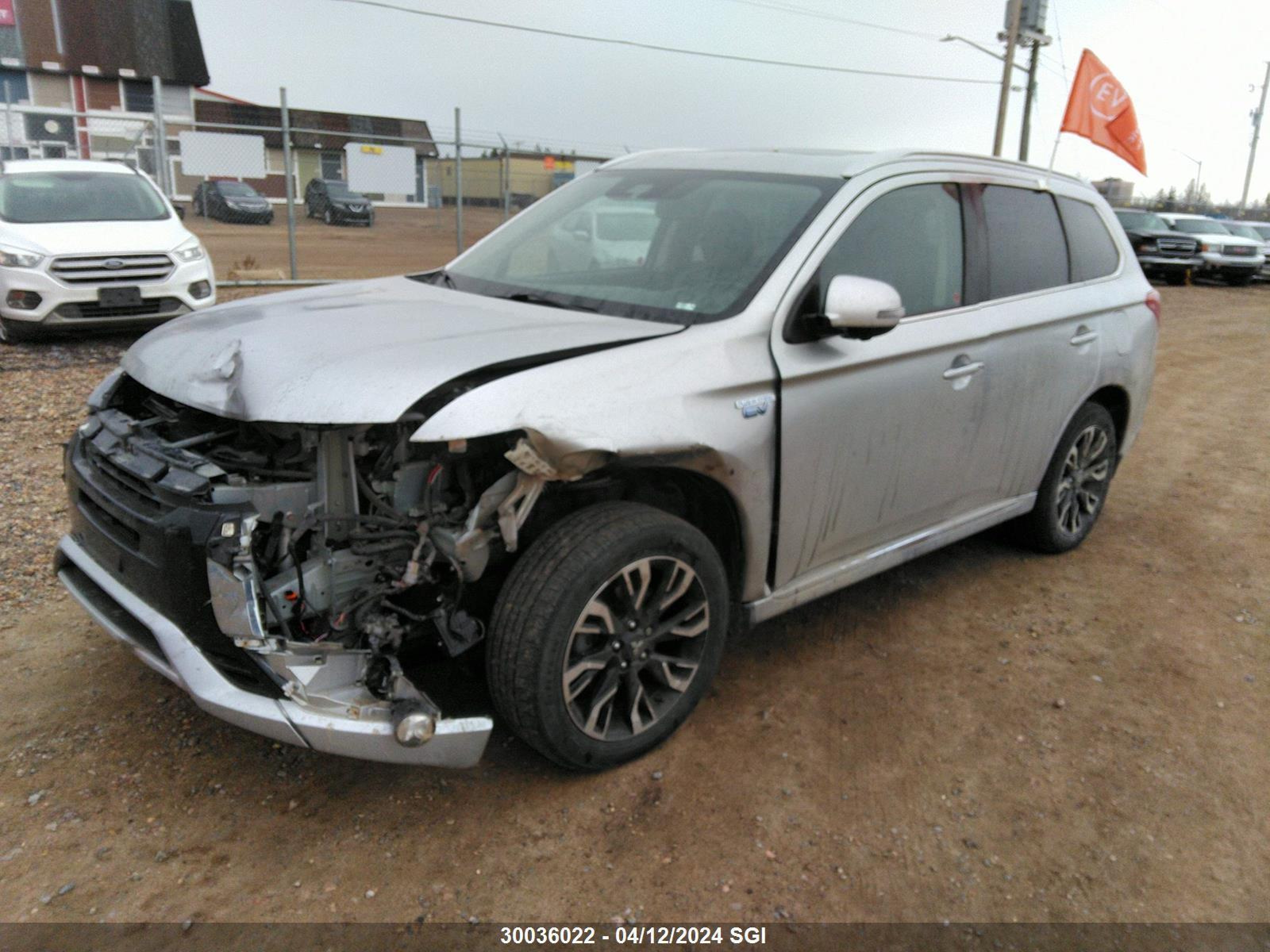 Photo 1 VIN: JA4J24A56JZ610136 - MITSUBISHI OUTLANDER 