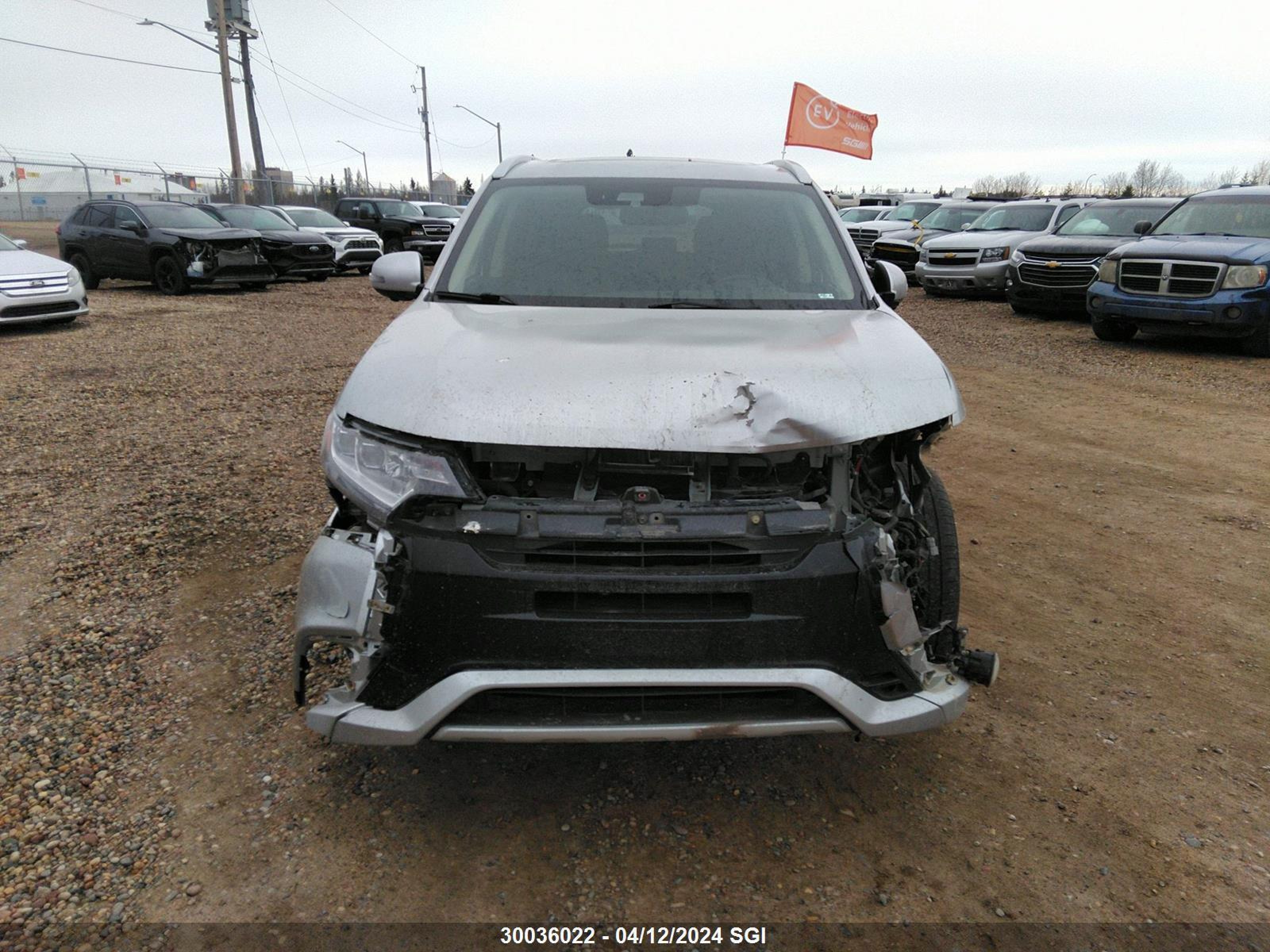 Photo 14 VIN: JA4J24A56JZ610136 - MITSUBISHI OUTLANDER 