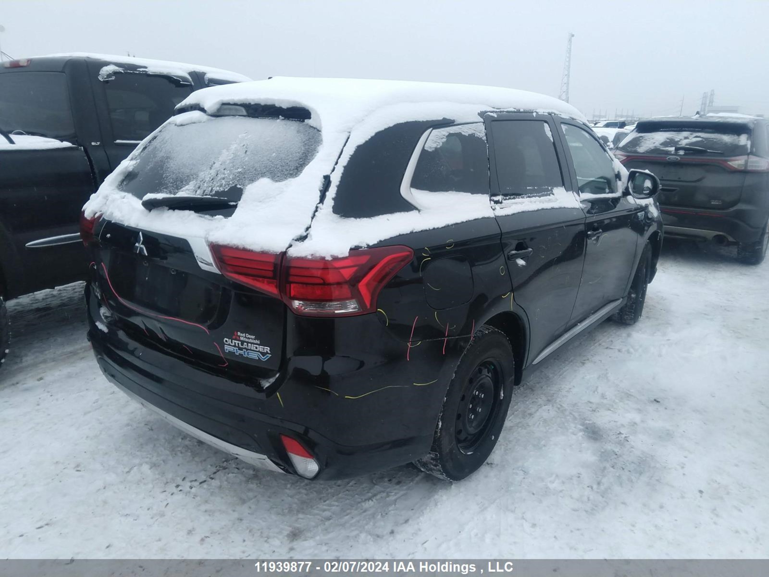 Photo 3 VIN: JA4J24A56JZ613795 - MITSUBISHI OUTLANDER 