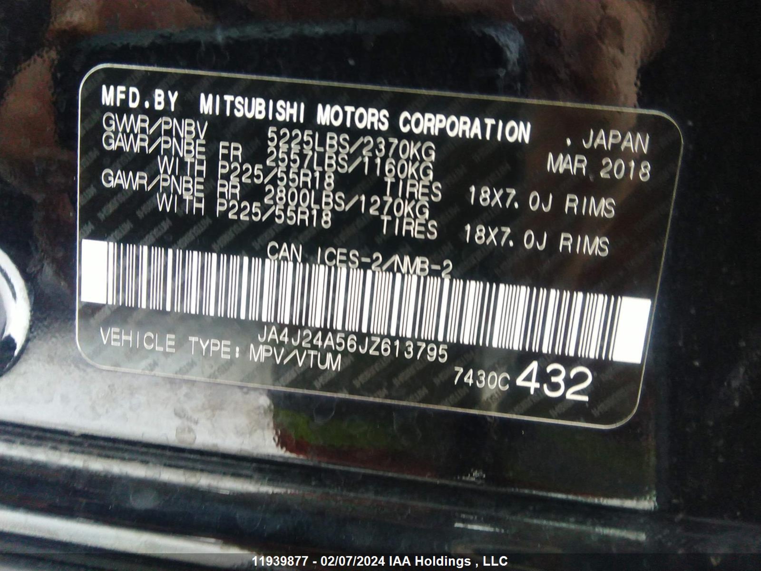 Photo 8 VIN: JA4J24A56JZ613795 - MITSUBISHI OUTLANDER 