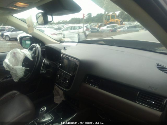 Photo 4 VIN: JA4J24A57JZ058503 - MITSUBISHI OUTLANDER 