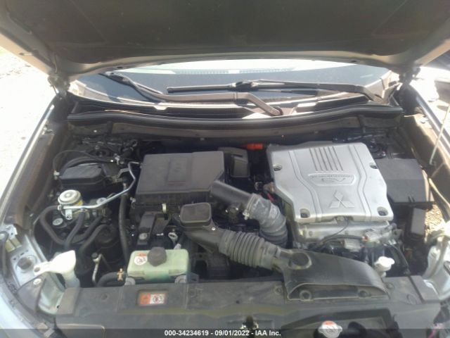 Photo 9 VIN: JA4J24A57JZ059442 - MITSUBISHI OUTLANDER 