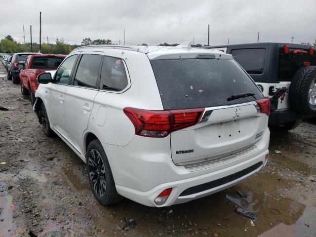 Photo 2 VIN: JA4J24A57JZ071137 - MITSUBISHI OUTLANDER 